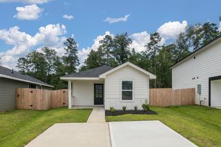 11982 Midas Ln, Willis, TX 77378