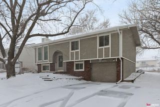 2301 NW 50th St, Lincoln, NE 68524