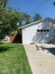 2775 Underwood Ln, Bishop, CA 93514