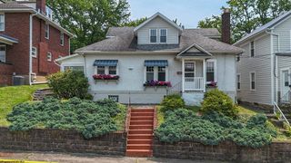 545 W  Virginia Ave, Morgantown, WV 26501