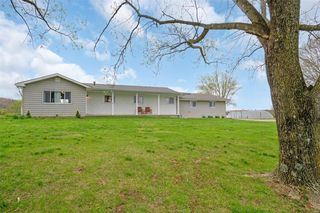 102 Dinosaur Dr, Berger, MO 63014