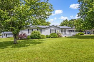 4468 Gnat Hill Rd, Manchester, TN 37355