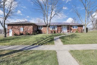 1605 Lexington Dr, Lancaster, OH 43130