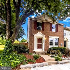 1543 Saint Lawrence Ct, Frederick, MD 21701