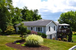 714 James St, Apollo, PA 15613