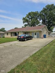 340 Maxwell Rd, Indianapolis, IN 46217