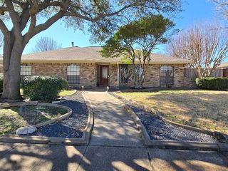 2004 Cherbourg Dr, Plano, TX 75075