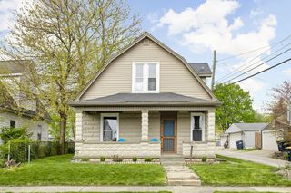 52 S  8th Ave, Beech Grove, IN 46107