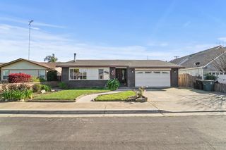 12004 Acosta Ct, Waterford, CA 95386