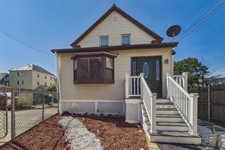 206 Austin St, New Bedford, MA 02740