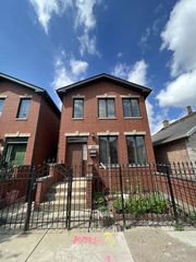 2846 S  Keeley St, Chicago, IL 60608