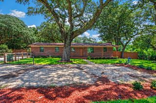 1437 Cat Mar Rd, Niceville, FL 32578