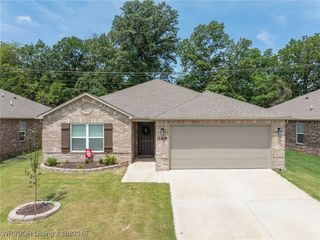 10618 Cedar Ln, Fort Smith, AR 72908