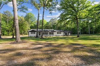 333 Race Horse Dr, Summerville, GA 30747