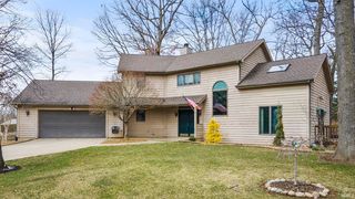 2848 Ivywood Dr, Warsaw, IN 46582