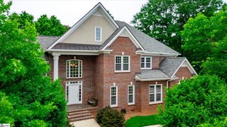 4 Fenwick Pl, Greer, SC 29650
