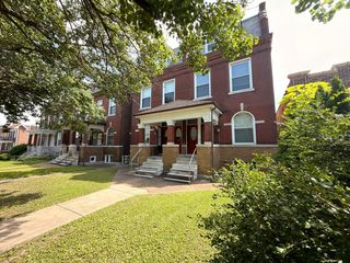 1852 Russell Blvd #1852A, Saint Louis, MO 63104
