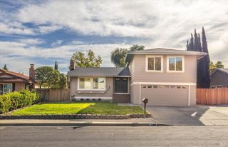 136 Asbury Dr, Vacaville, CA 95687