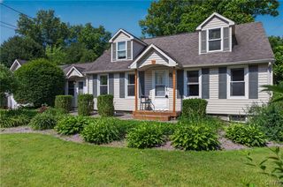 700 Maple Dr, Fayetteville, NY 13066