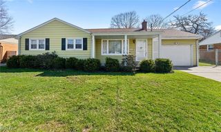 829 Larkridge Ave, Youngstown, OH 44512