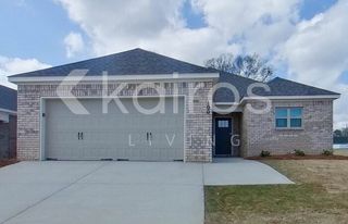 100 Denise Dr, Prattville, AL 36066