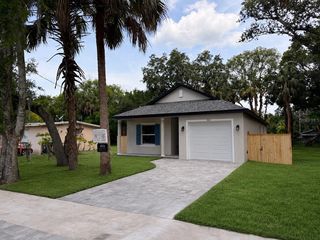 1816 W  16th St, Sanford, FL 32771