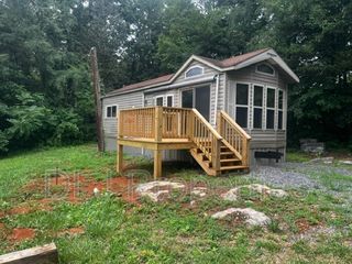 110 Edgewood Way, Dandridge, TN 37725