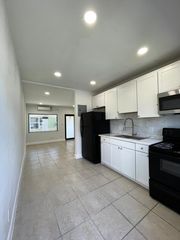 502 NW 7th Ct #B, Hallandale, FL 33009