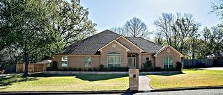 1111 Lonnie Dr, Athens, TX 75751