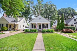 615 Royal Ave, Royal Oak, MI 48073