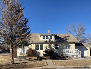 704 Farlow Ave, Rapid City, SD 57701