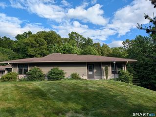 9 Sycamore Drive #D, Mansfield, CT 06268