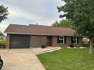 404 E  Walnut St, Anna, OH 45302