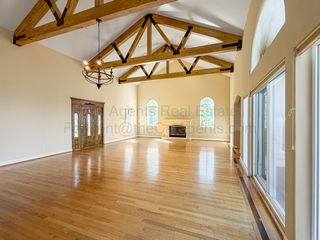 6053 Skyline Blvd, Oakland, CA 94611