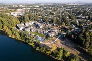 595 Geary St NE #D-320, Albany, OR 97321