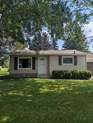 2909 Connon St, Alpena, MI 49707