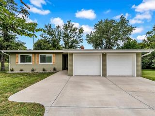 11800 E  67th St, Kansas City, MO 64133