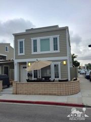 223 33rd St #A, Newport Beach, CA 92663