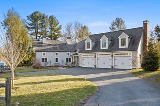 173 Holt Rd, Andover, MA 01810