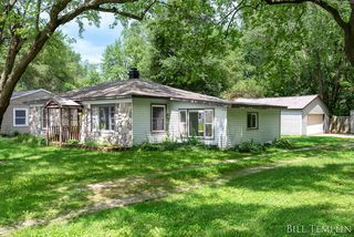 155 Wavell St SE, Grand Rapids, MI 49548