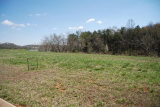 271 Cape Cod Lgt, Loudon, TN 37774