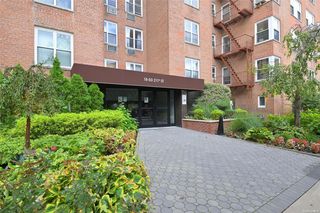 18-50 211 Street #5B, Queens, NY 11360
