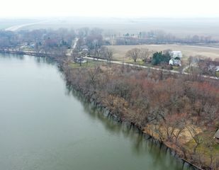 7 N  Eagle Island Rd, Kankakee, IL 60901