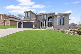 19013 W  98th Ter, Lenexa, KS 66220