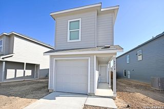 6718 Marble Rdg, Elmendorf, TX 78112