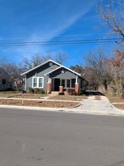 885 W  Long St, Stephenville, TX 76401