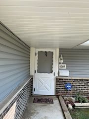6205 Kit Carson Dr, Hanover Park, IL 60133