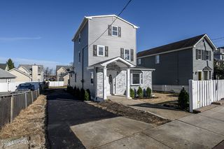 124 Highland Avenue, Highlands, NJ 07732