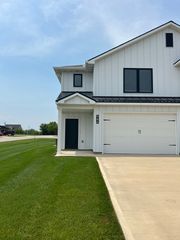 94 SE 361st Rd, Warrensburg, MO 64093