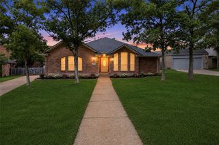 205 Chimney Hill Cir, College Station, TX 77840